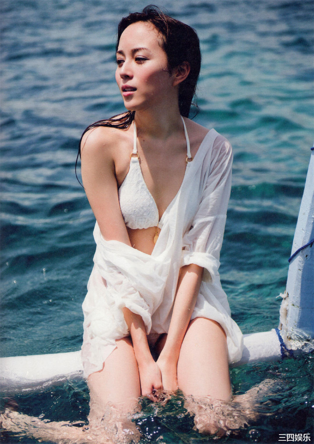 比嘉爱未1ST写真集《Clear》高清全本