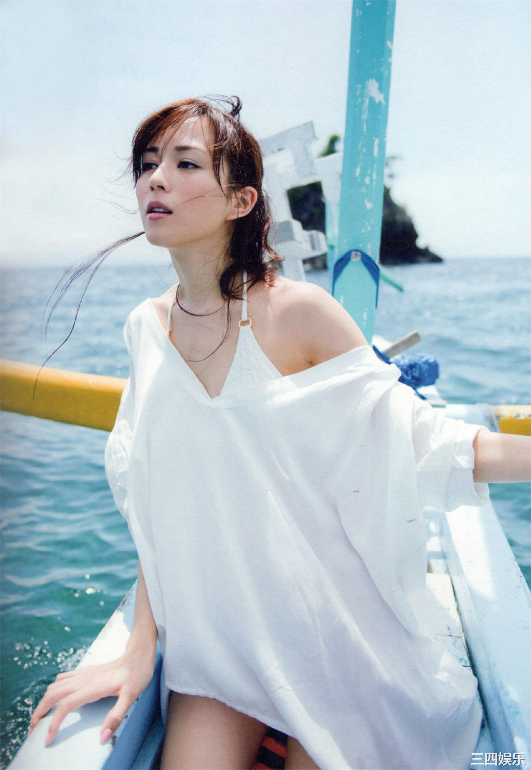 比嘉爱未1ST写真集《Clear》高清全本