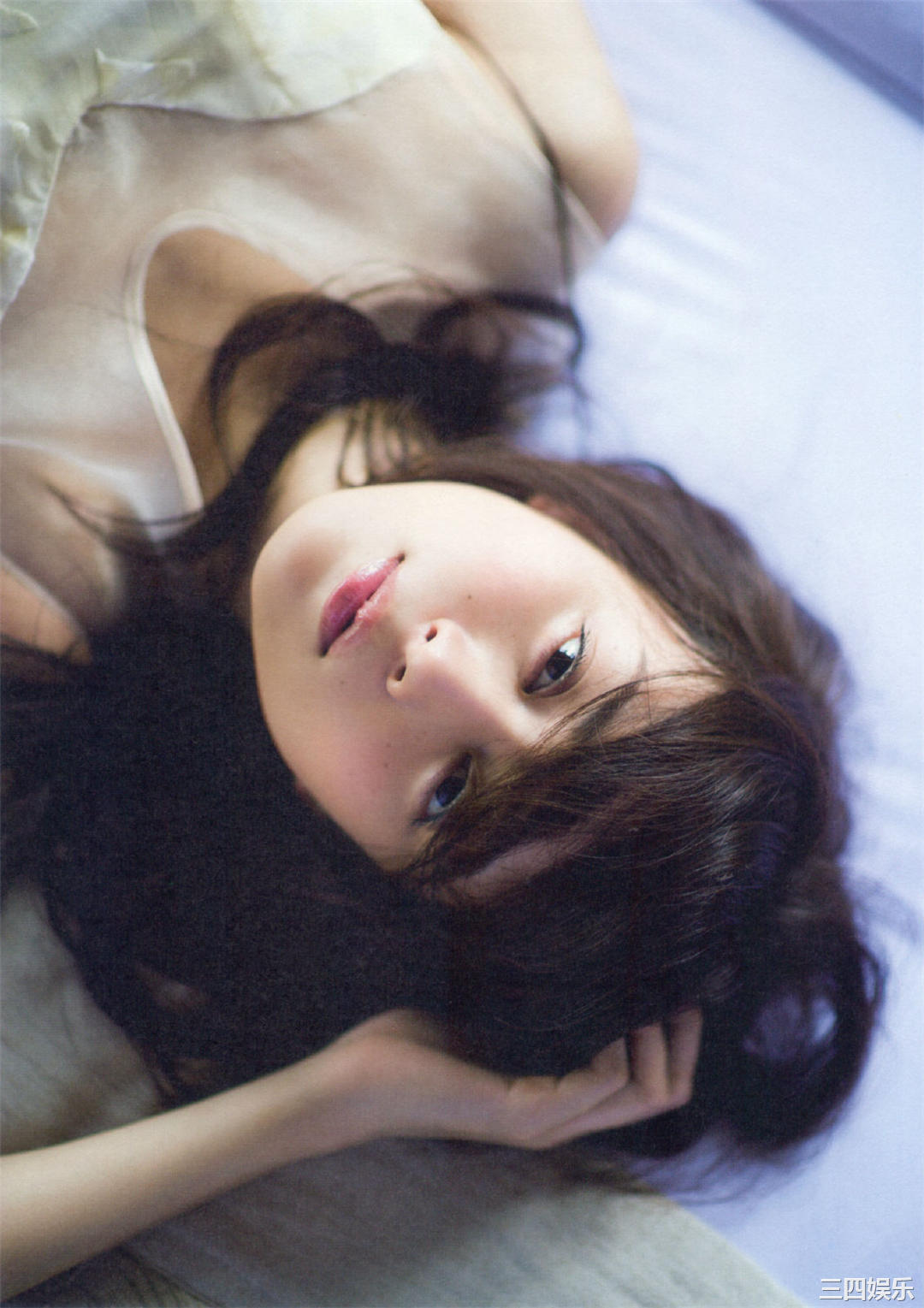 比嘉爱未1ST写真集《Clear》高清全本