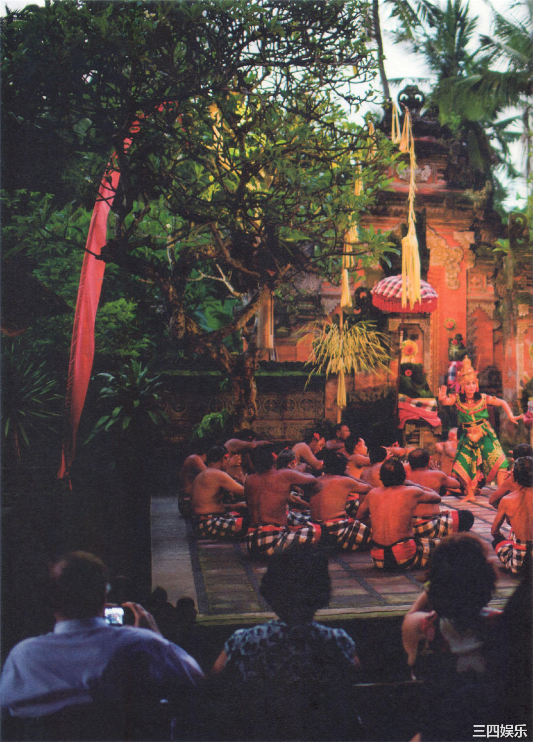 比嘉爱未1ST写真集《Clear》高清全本