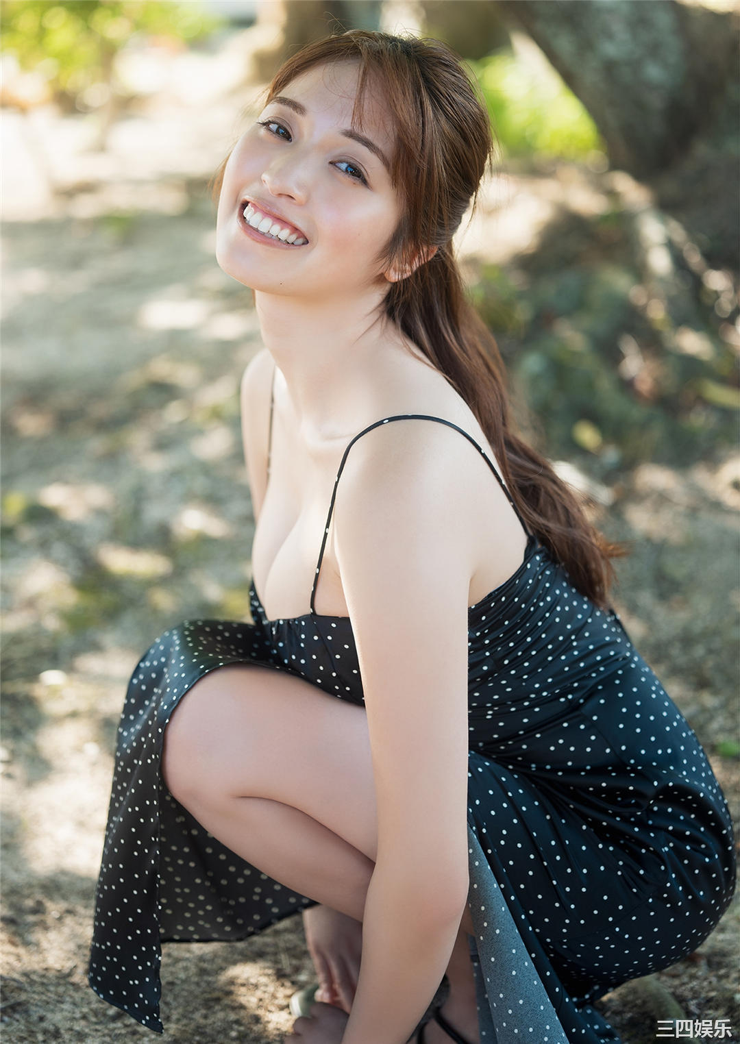 村岛未悠写真集《残暑お見舞い申し上げます。》高清全本