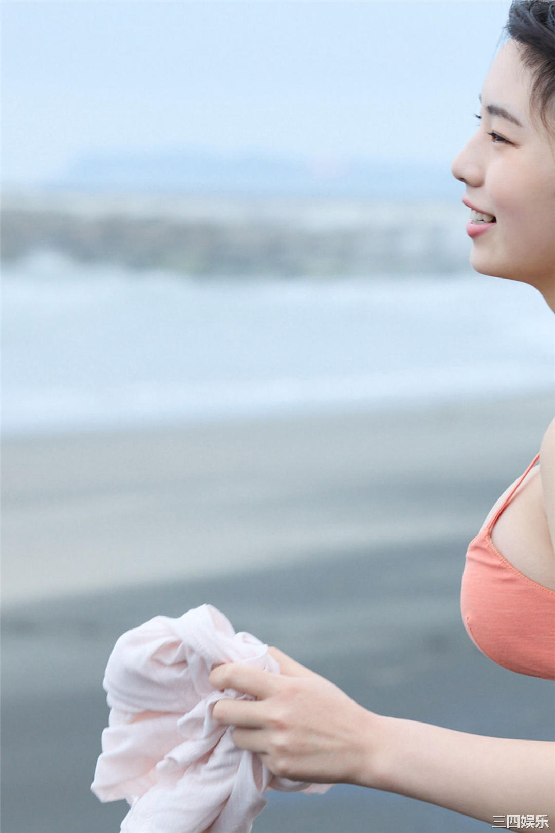 菊地姬奈写真集《夏がやってきた！》高清全本