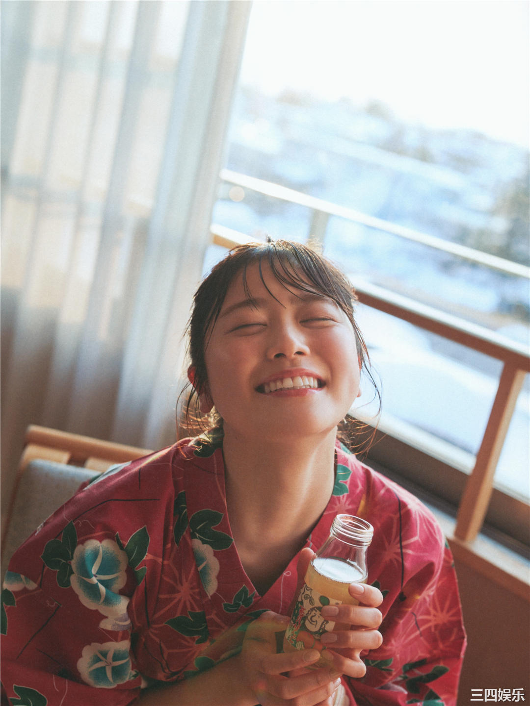 丹生明里1ST写真集《やさしい関係》高清全本