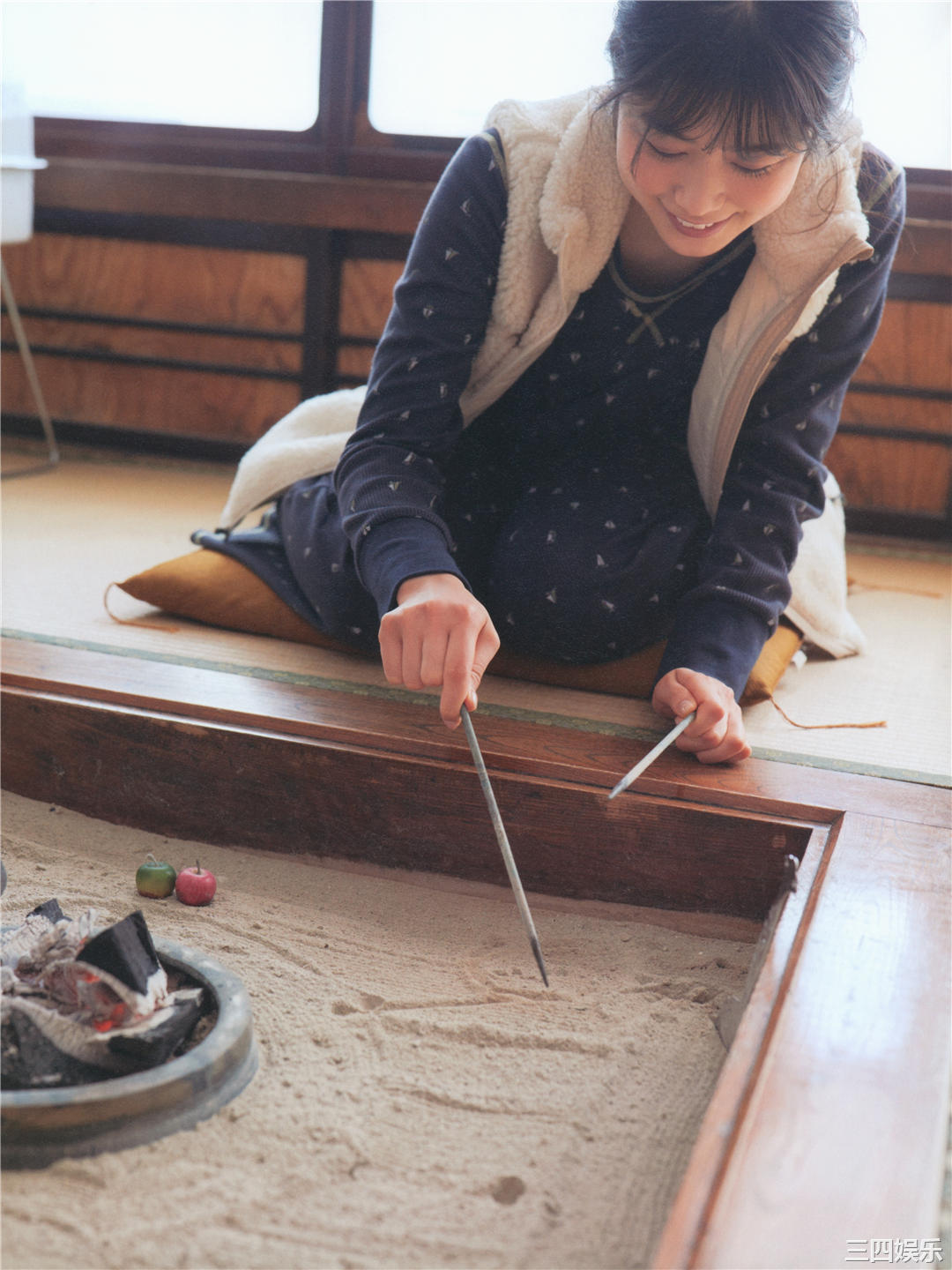 丹生明里1ST写真集《やさしい関係》高清全本