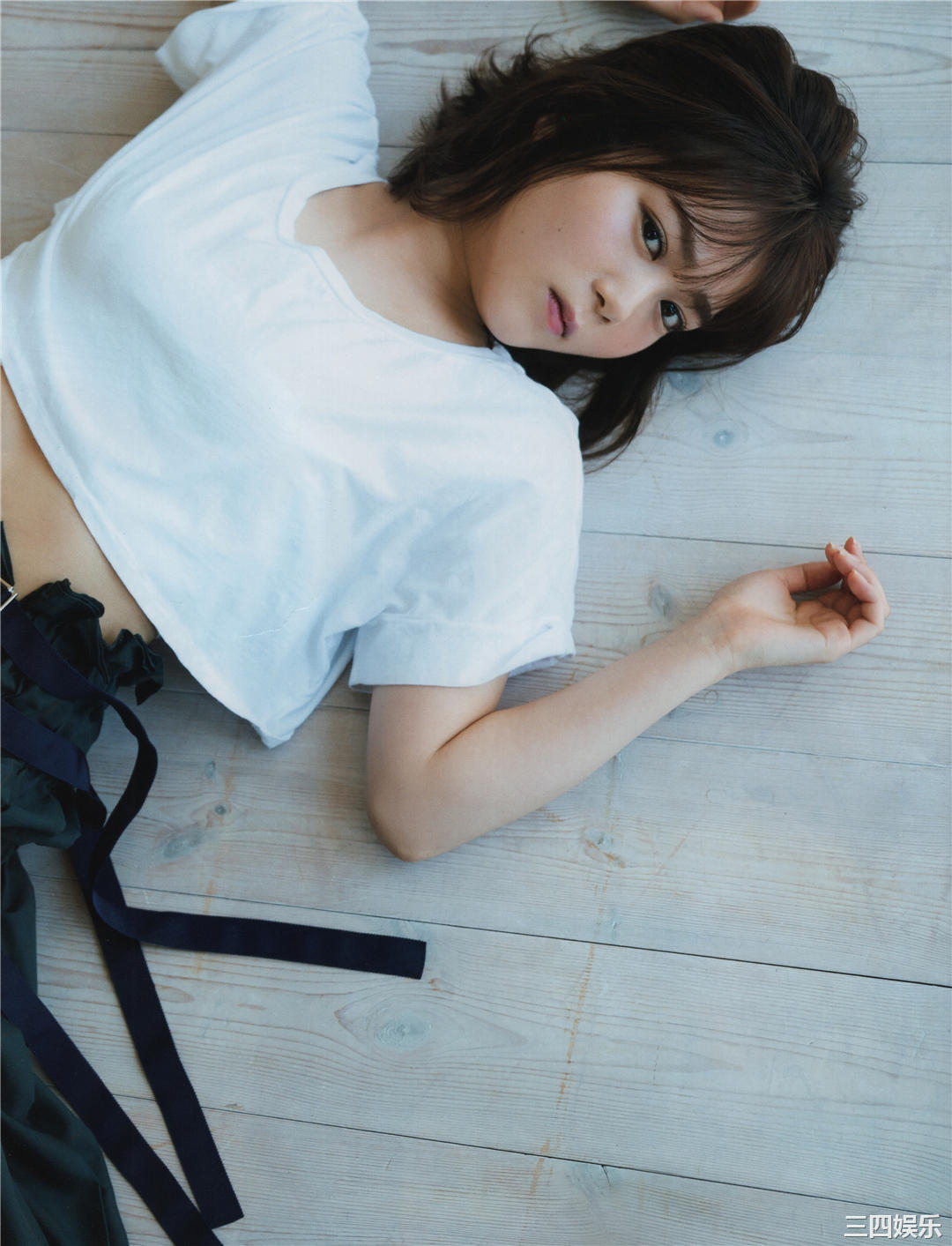 欅坂46写真集《21人の未完成》高清全本