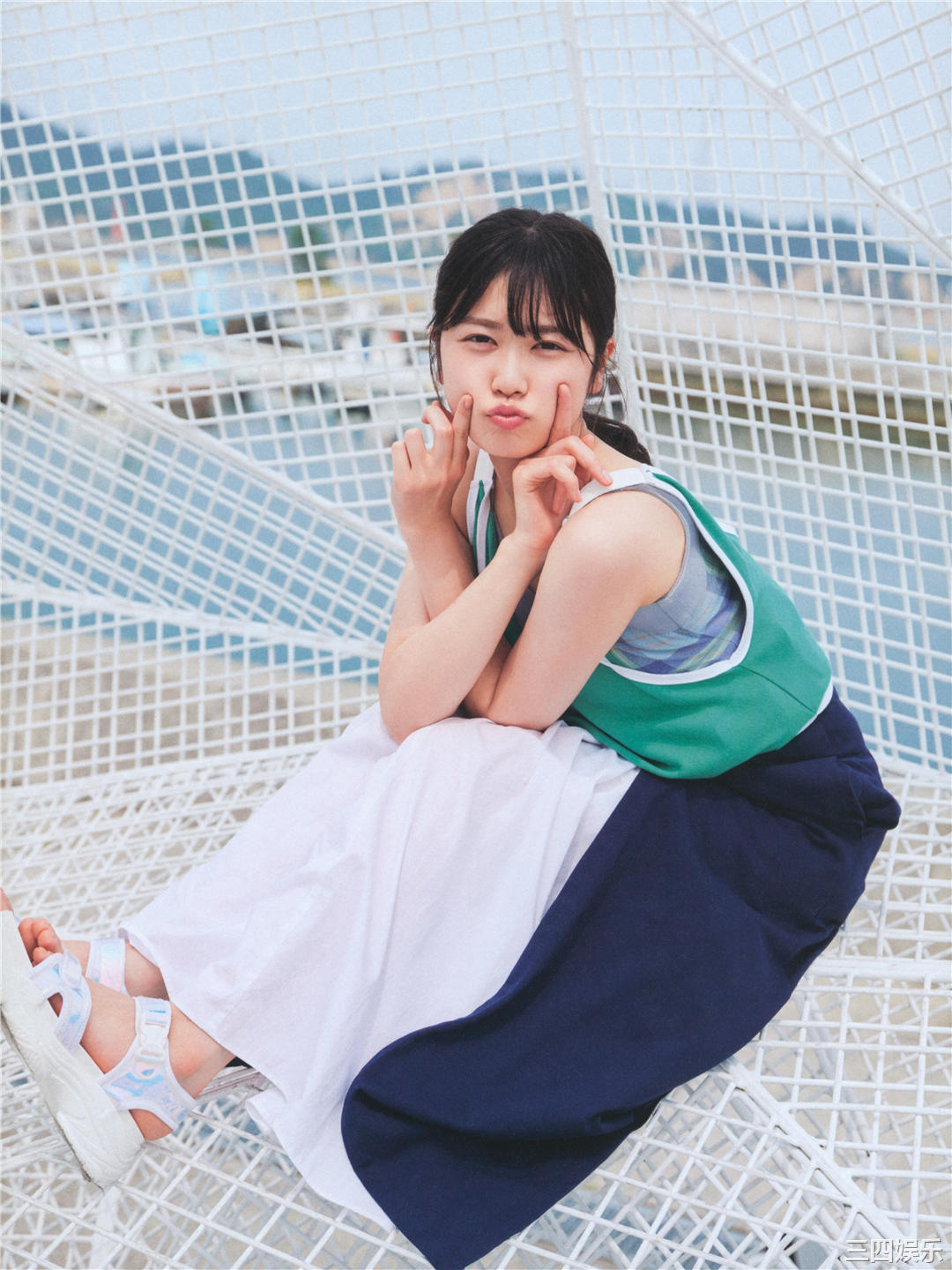 丹生明里1ST写真集《やさしい関係》高清全本