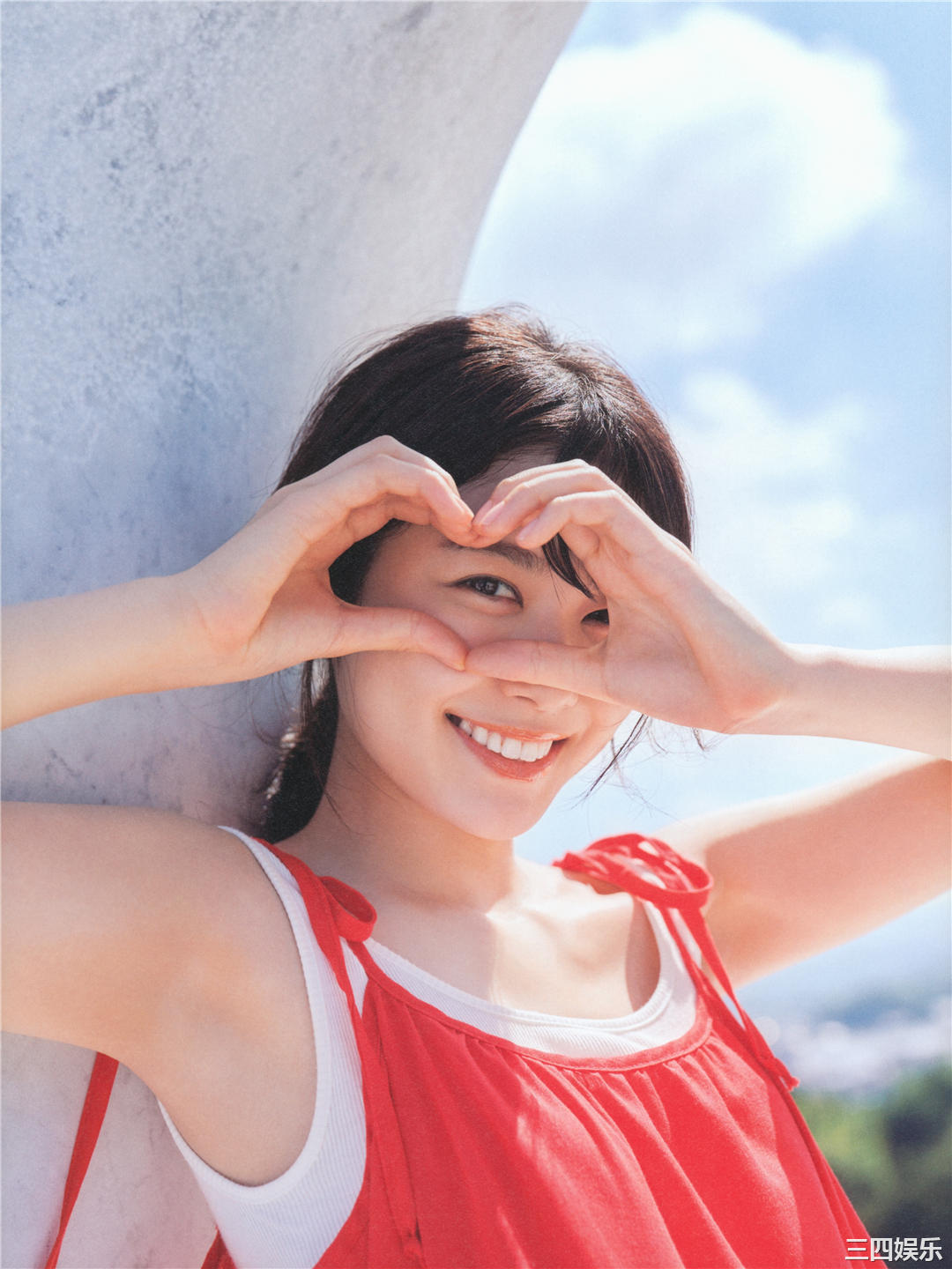 丹生明里1ST写真集《やさしい関係》高清全本