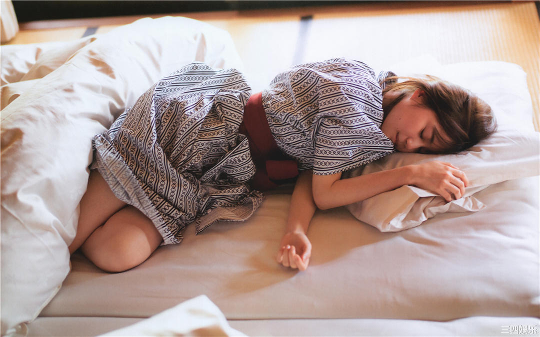 生田绘梨花写真集《生田絵梨花 乃木坂46卒業記念 メモリアルブック カノン》高清全本