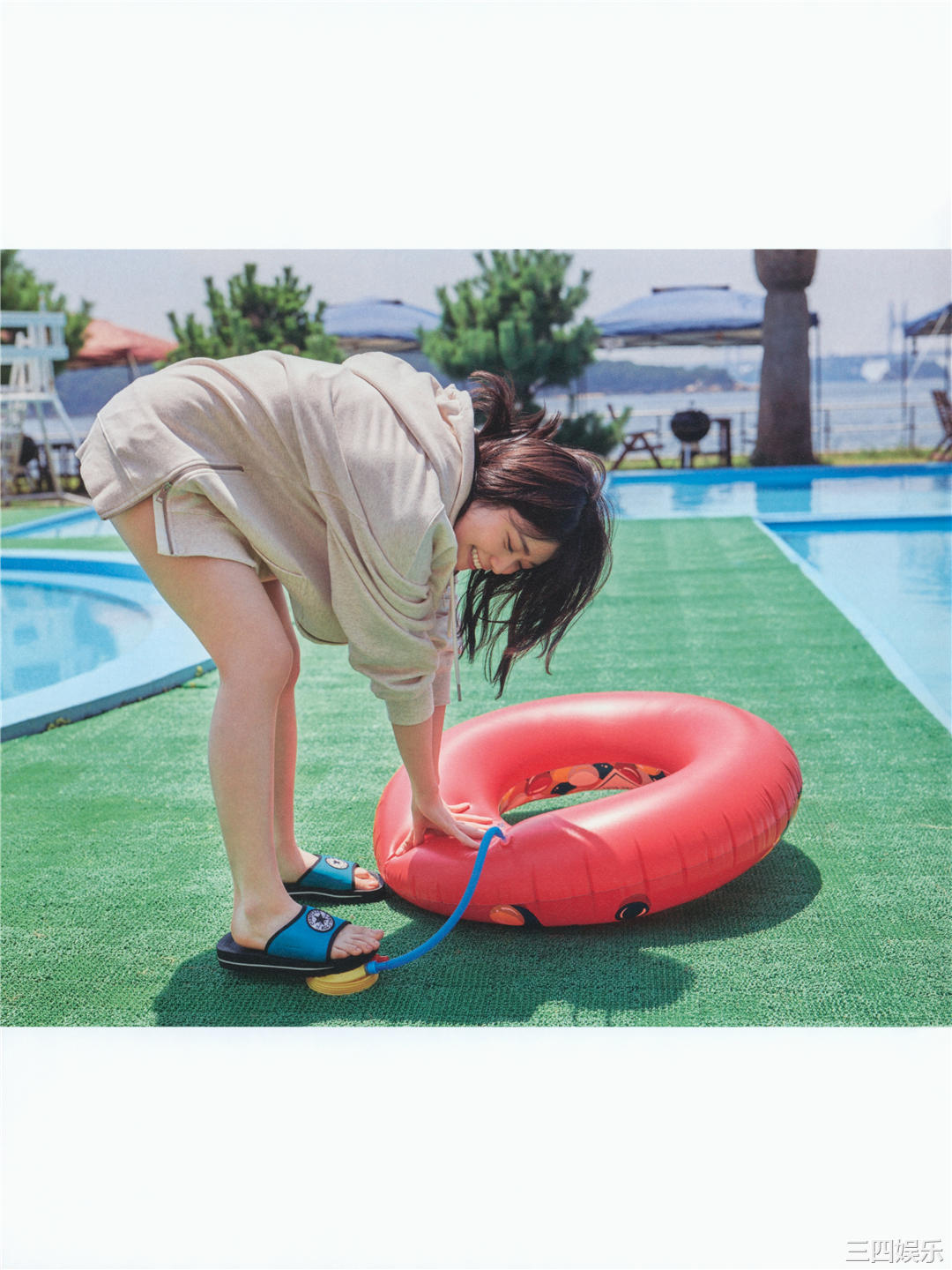 丹生明里1ST写真集《やさしい関係》高清全本