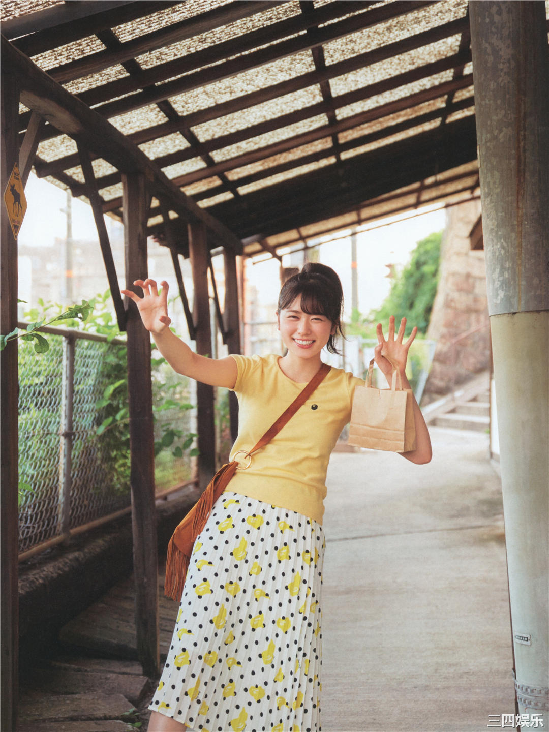 丹生明里1ST写真集《やさしい関係》高清全本