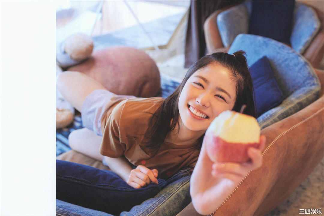 丹生明里1ST写真集《やさしい関係》高清全本