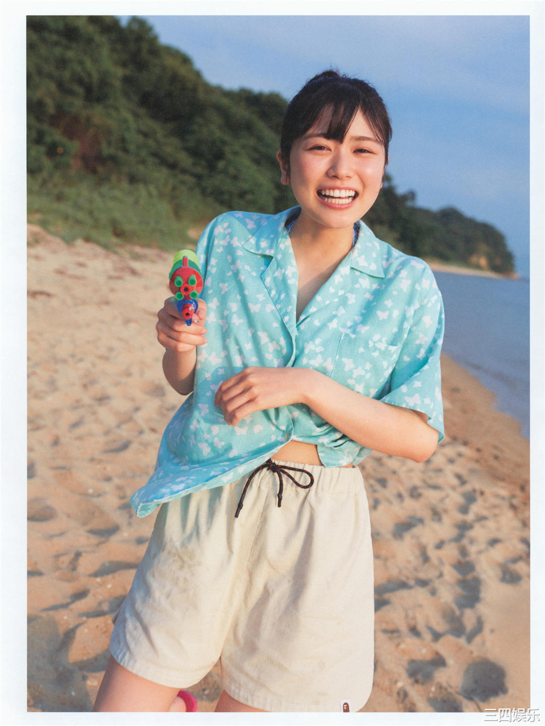 丹生明里1ST写真集《やさしい関係》高清全本