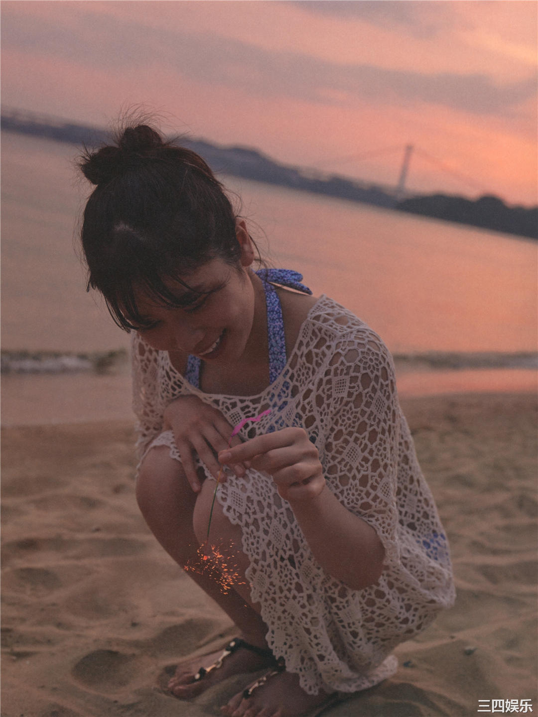 丹生明里1ST写真集《やさしい関係》高清全本