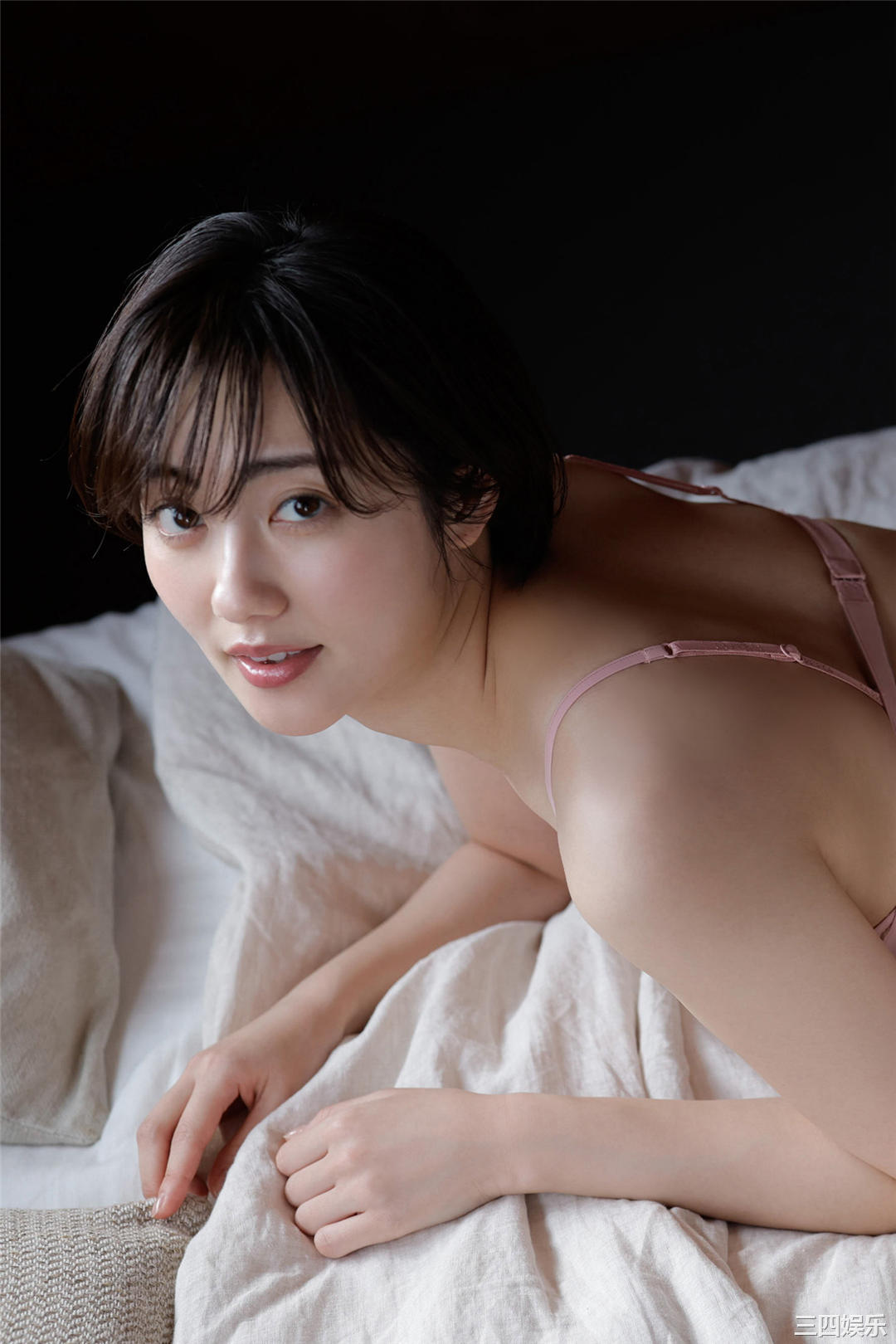 奥山和纱写真集《再恋――再ビ恋ヲスル。》高清全本