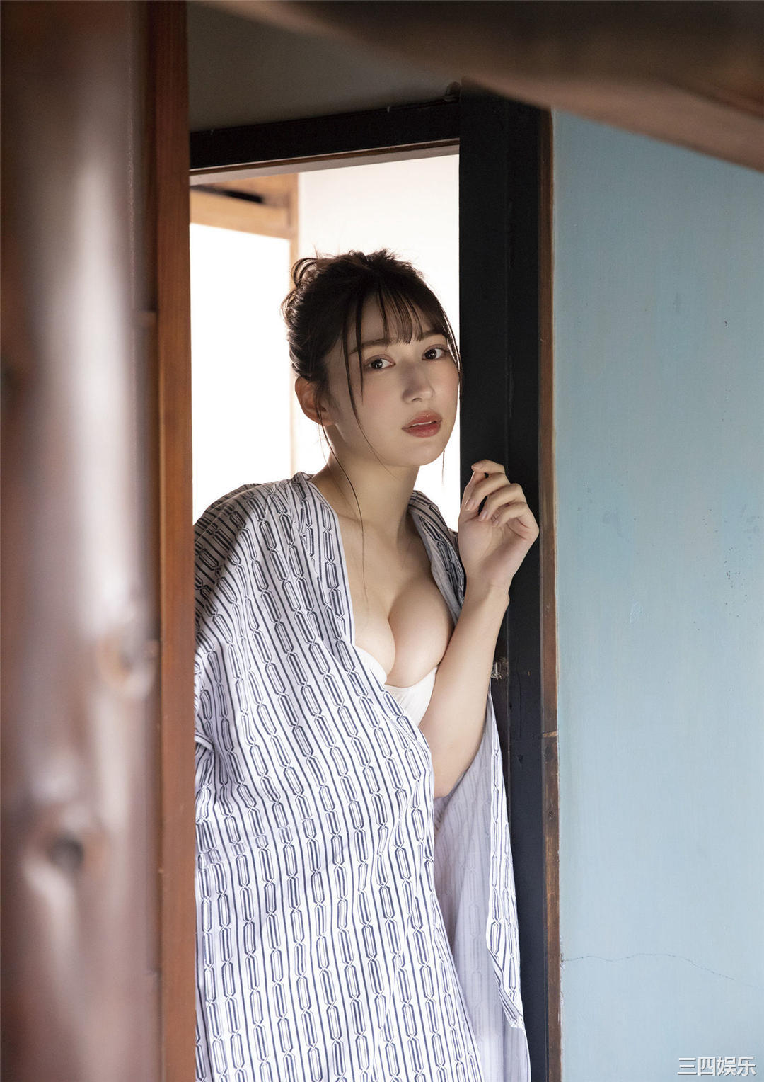 雪平莉左写真集《the end of fascination and temptation》高清全本