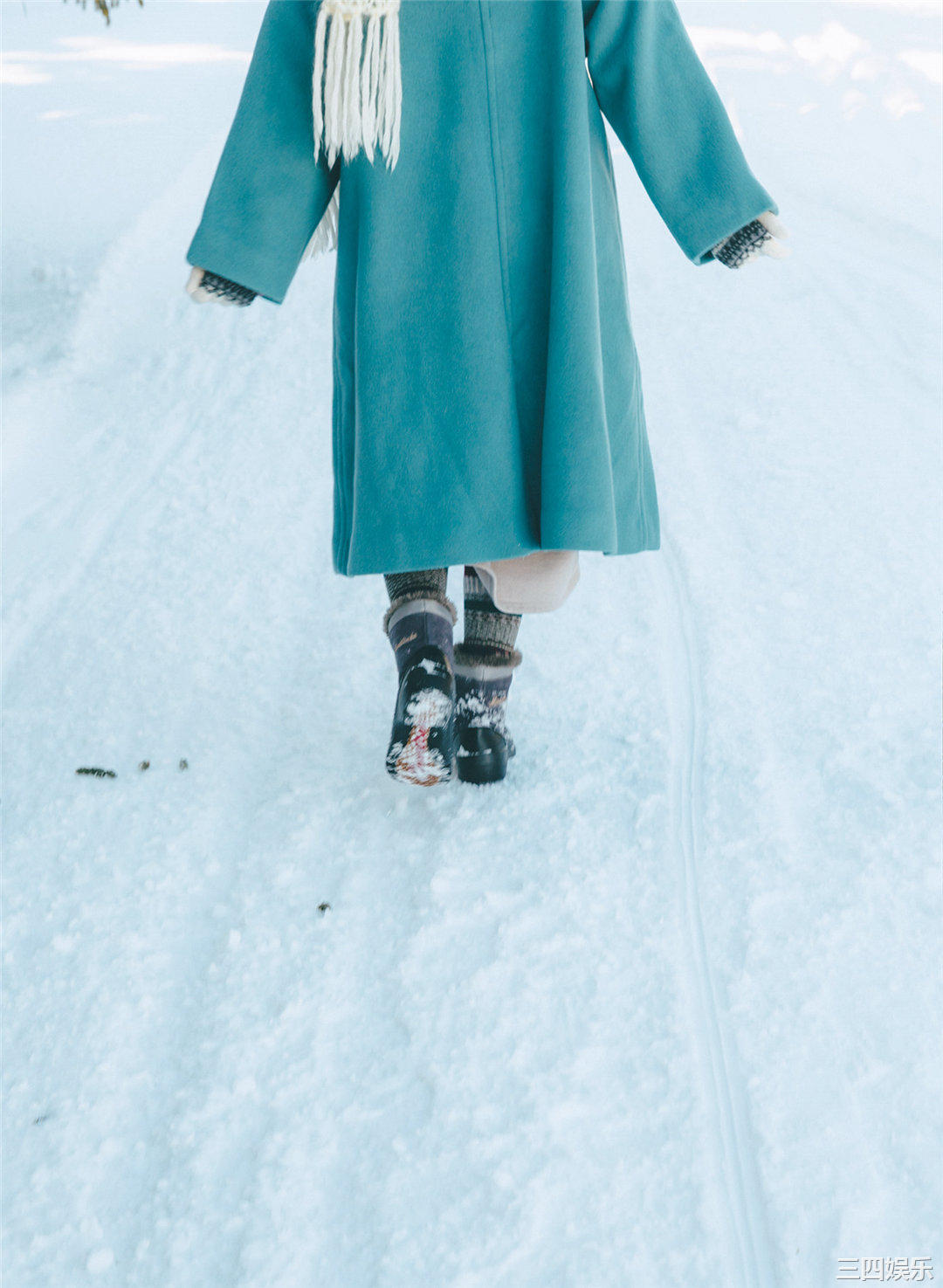 松下玲绪菜写真集《in the seasons》高清全本