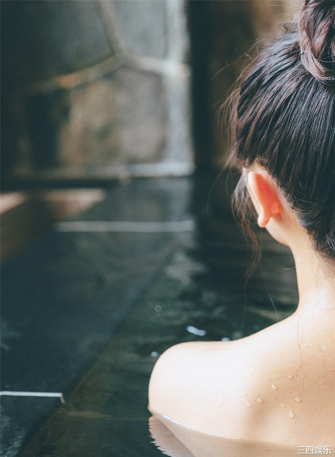 松下玲绪菜写真集《in the seasons》高清全本