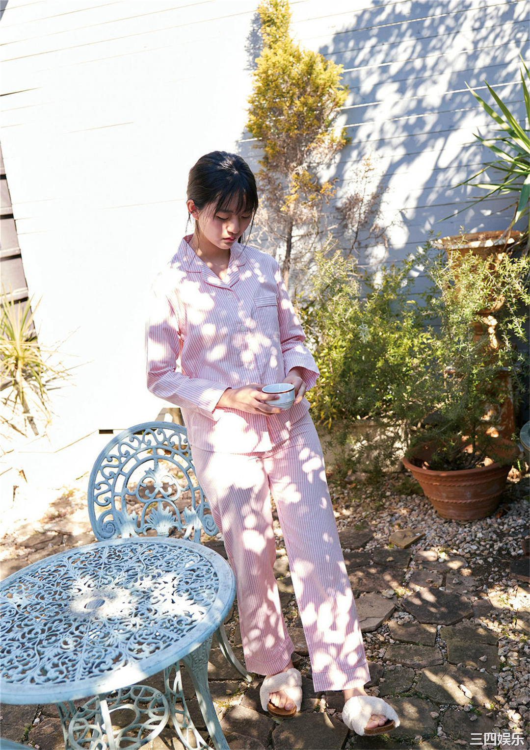 丰田露娜写真集《挑発的な女のコ。》高清全本