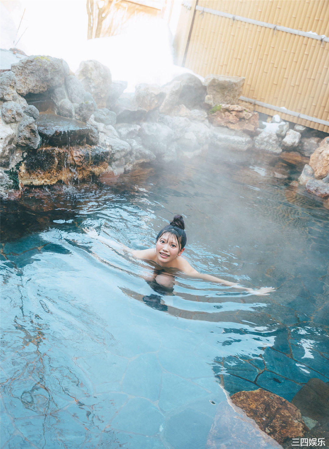 松下玲绪菜写真集《in the seasons》高清全本