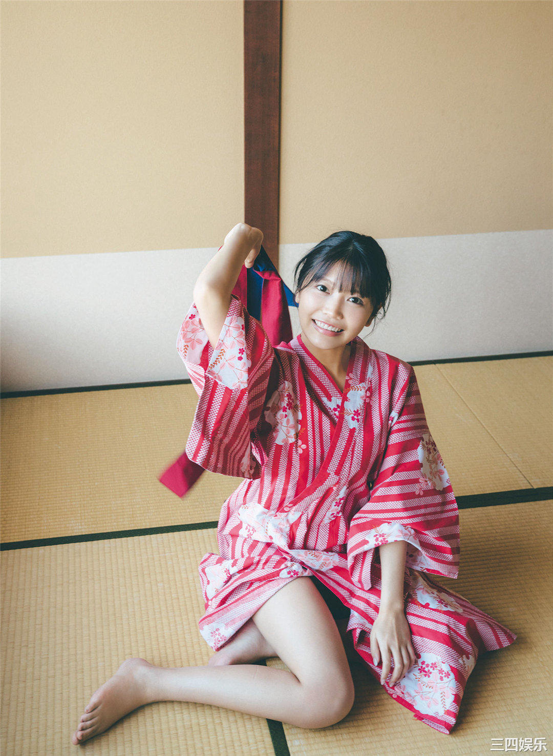 松下玲绪菜写真集《in the seasons》高清全本