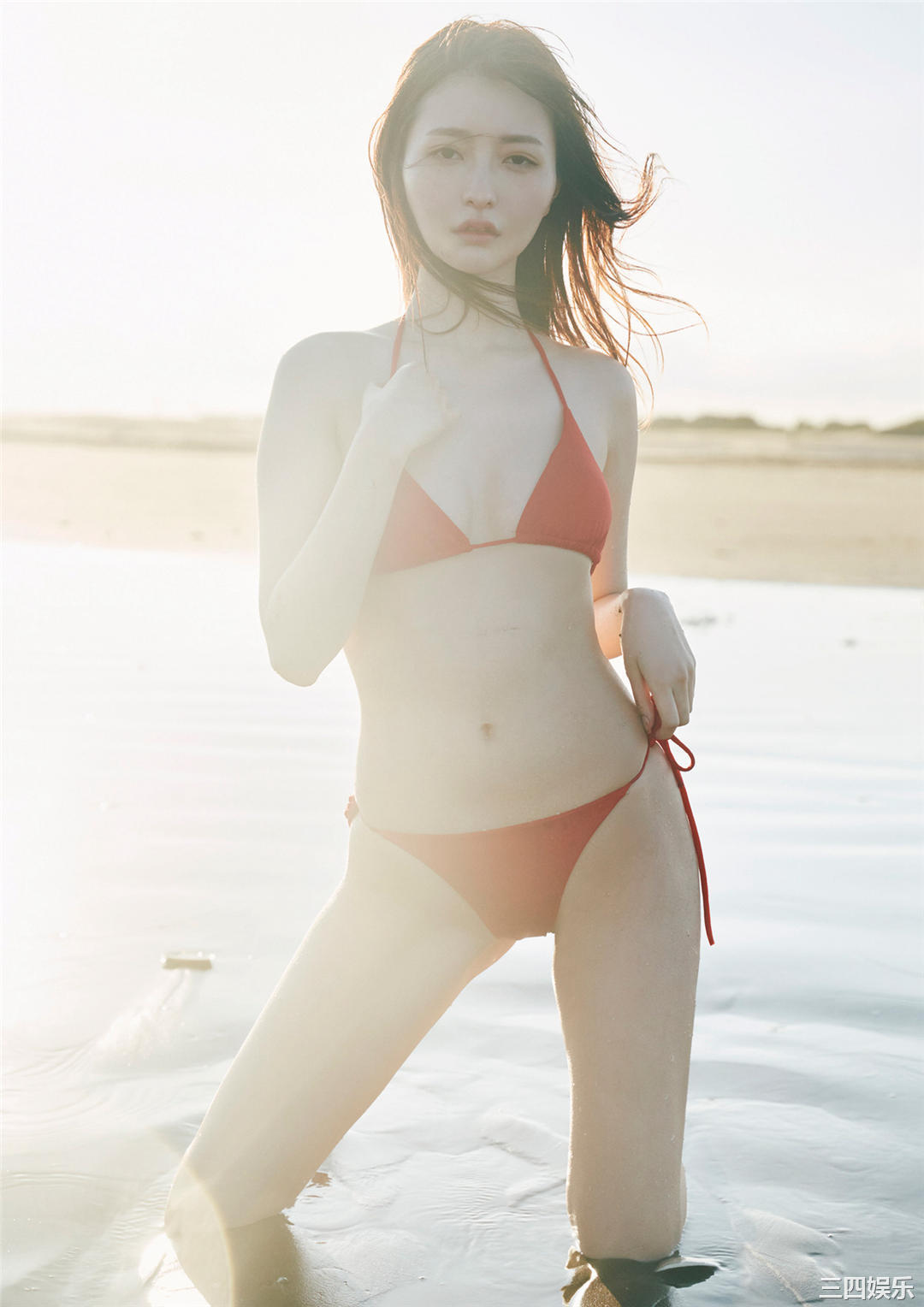 桥本萌花写真集《真夏のガールフレンド》高清全本