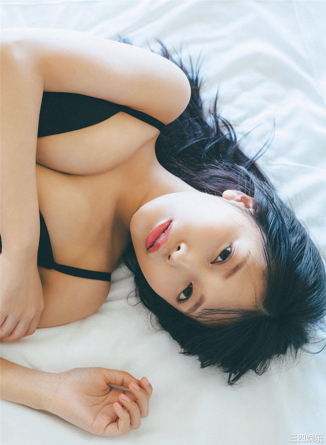 松下玲绪菜写真集《in the seasons》高清全本