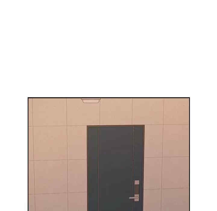 套房里的那些事/屋檐下的恋人