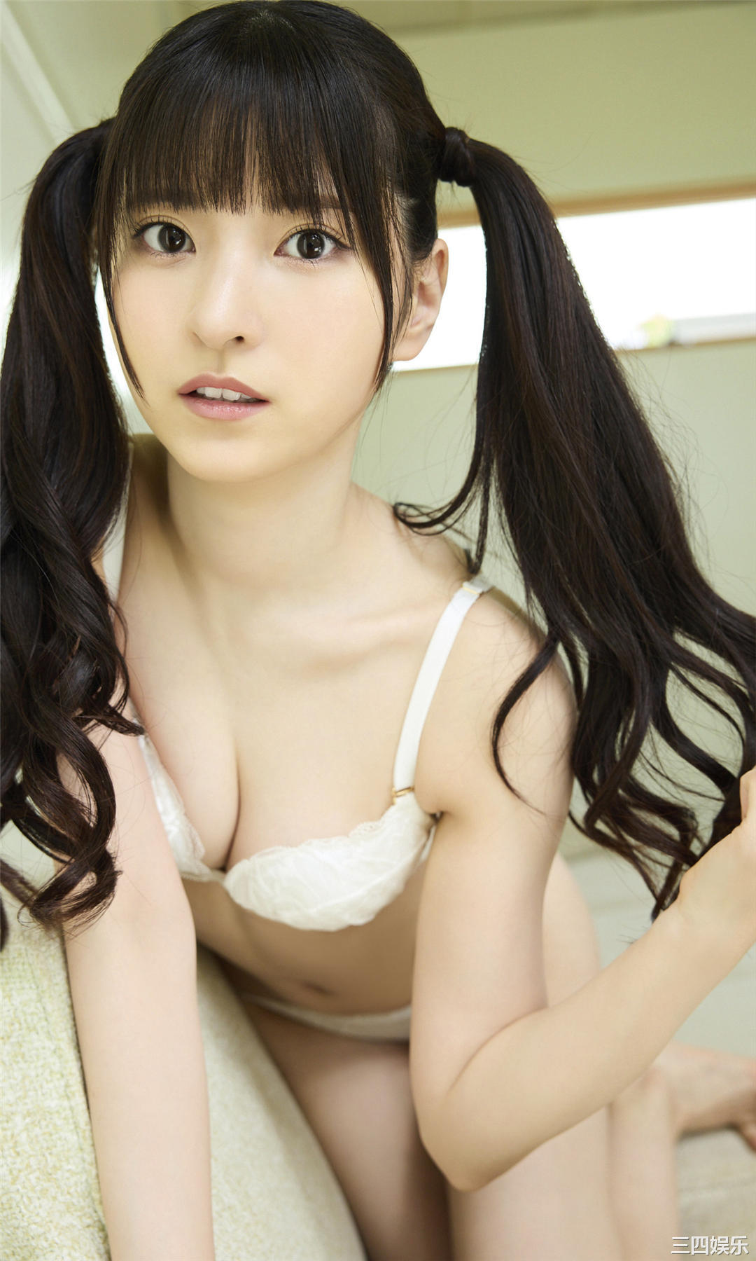 小鸟遊るい写真集《リケジョ降臨》高清全本