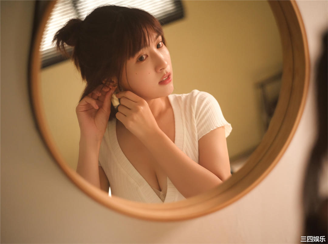 峮峮写真集《QUNing》高清全本