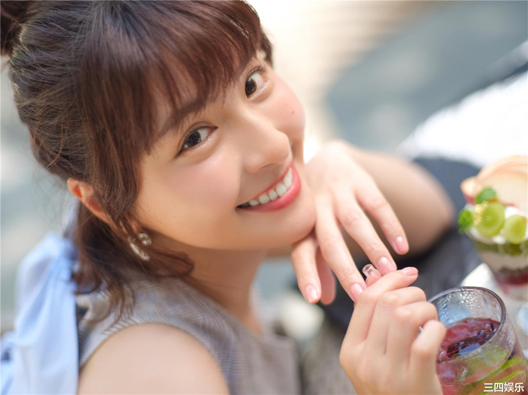 峮峮写真集《QUNing》高清全本