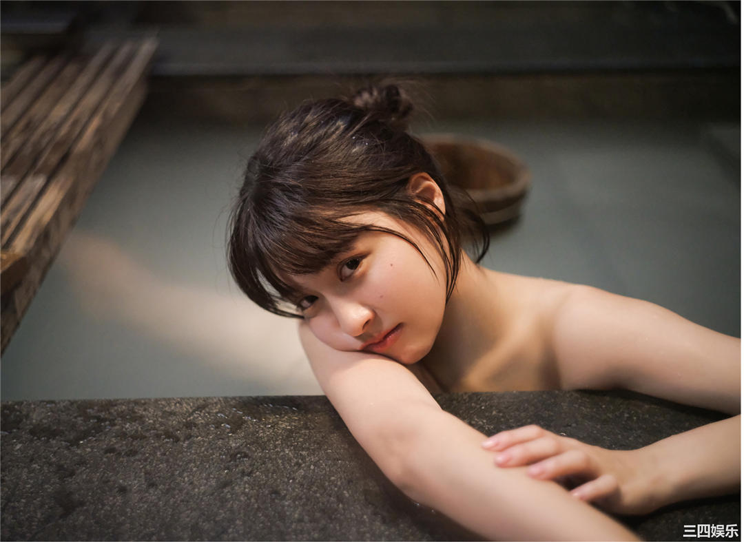 峮峮写真集《QUNing》高清全本