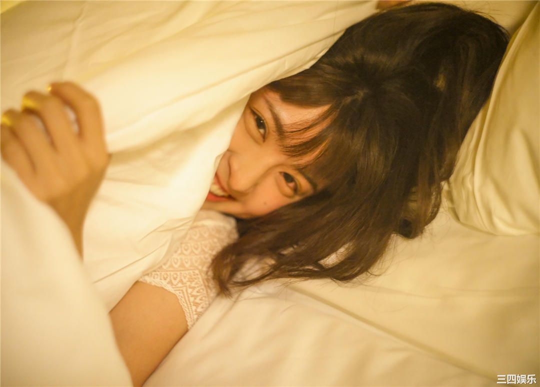 峮峮写真集《QUNing》高清全本