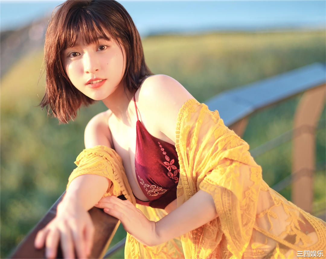 峮峮写真集《QUNing》高清全本