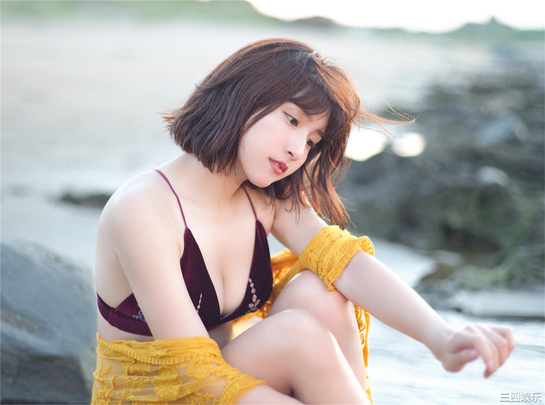 峮峮写真集《QUNing》高清全本