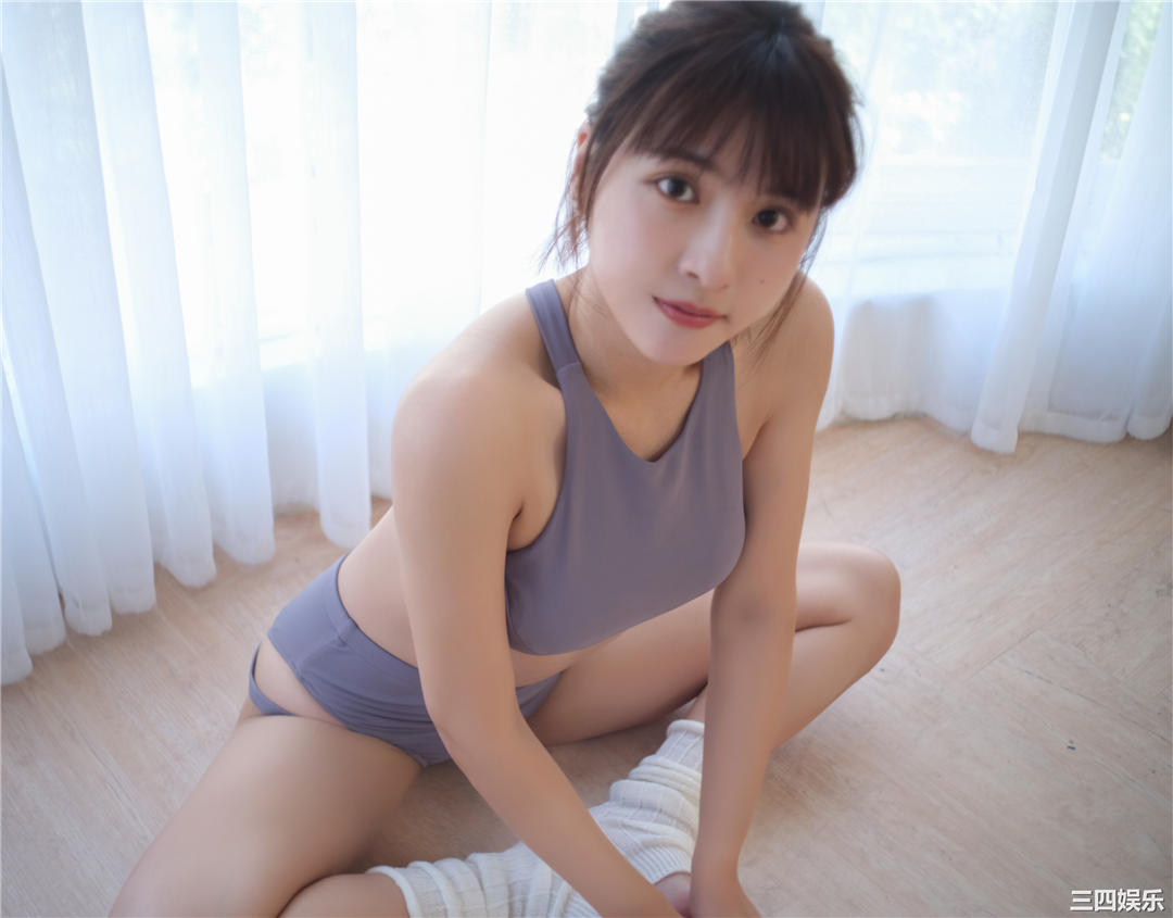 峮峮写真集《QUNing》高清全本