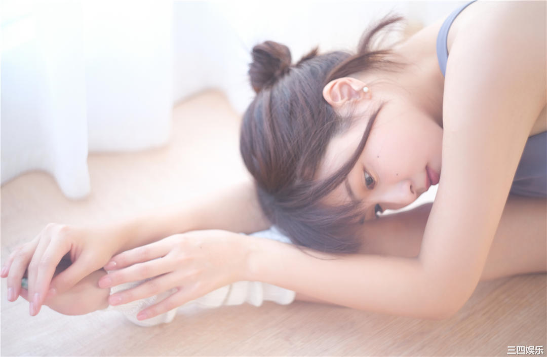 峮峮写真集《QUNing》高清全本