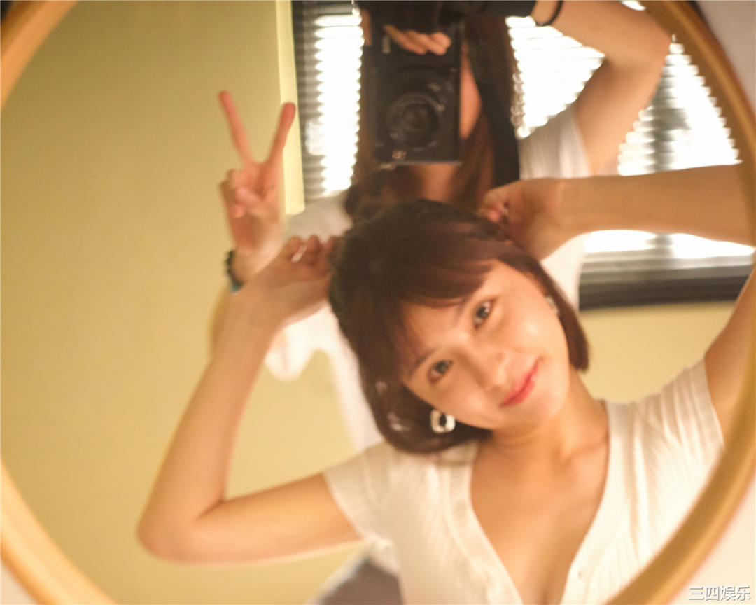 峮峮写真集《QUNing》高清全本