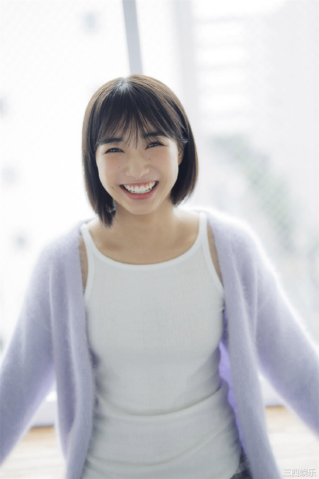 坂之上茜写真集《グラから見るか？エモから見るか？》高清全本