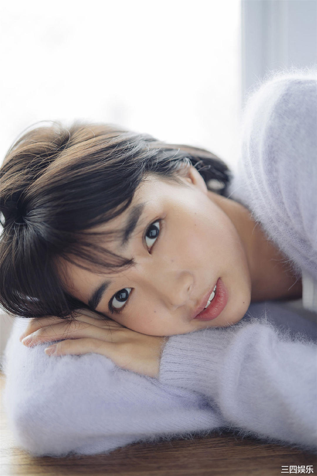 坂之上茜写真集《グラから見るか？エモから見るか？》高清全本