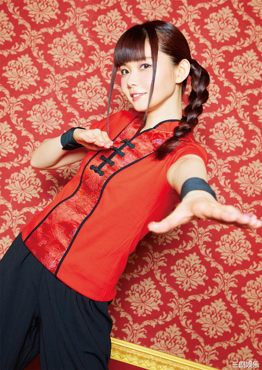 诹访奈奈香写真集《すわわんだーらんど ~Happily ever after~》高清全本