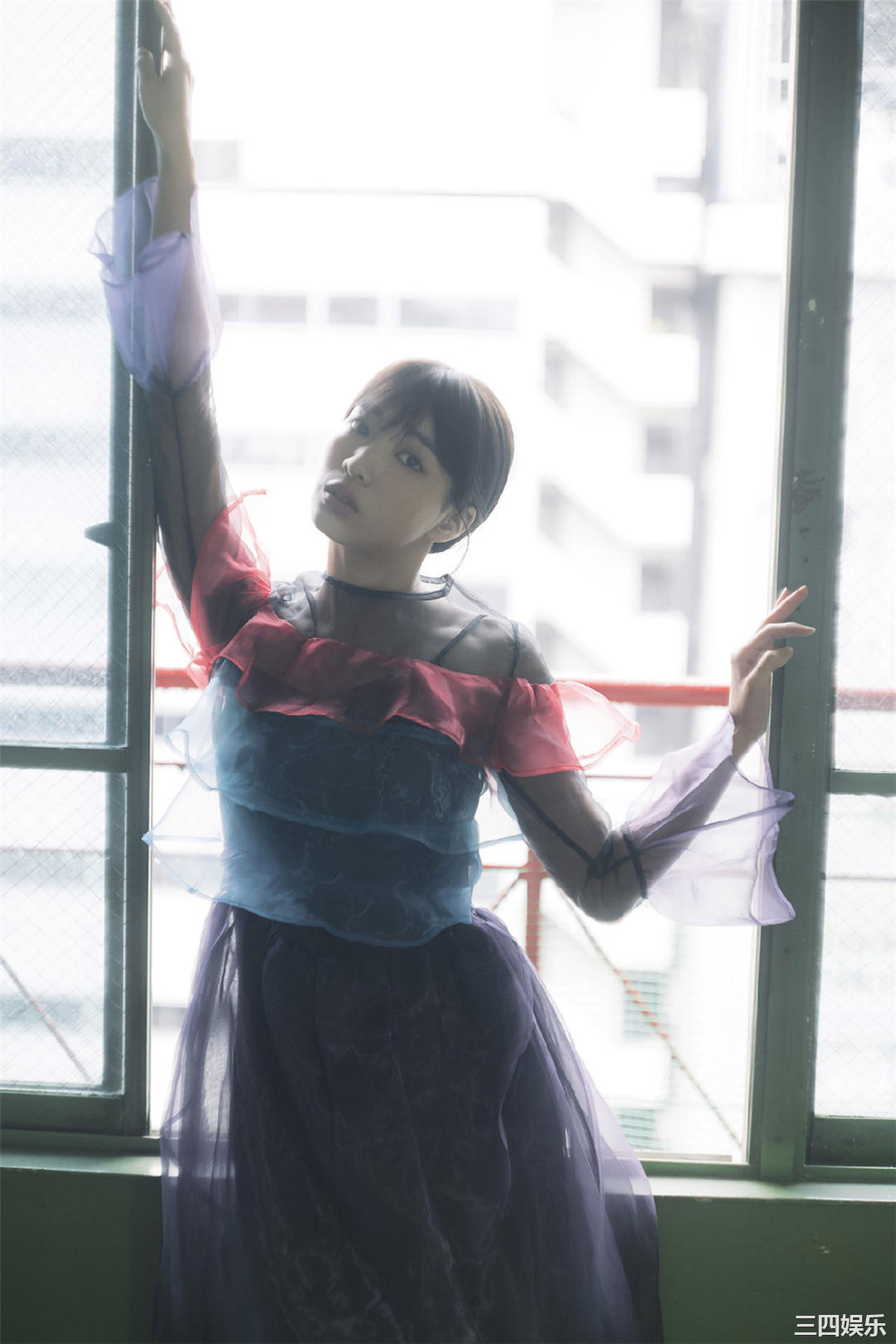 坂之上茜写真集《グラから見るか？エモから見るか？》高清全本