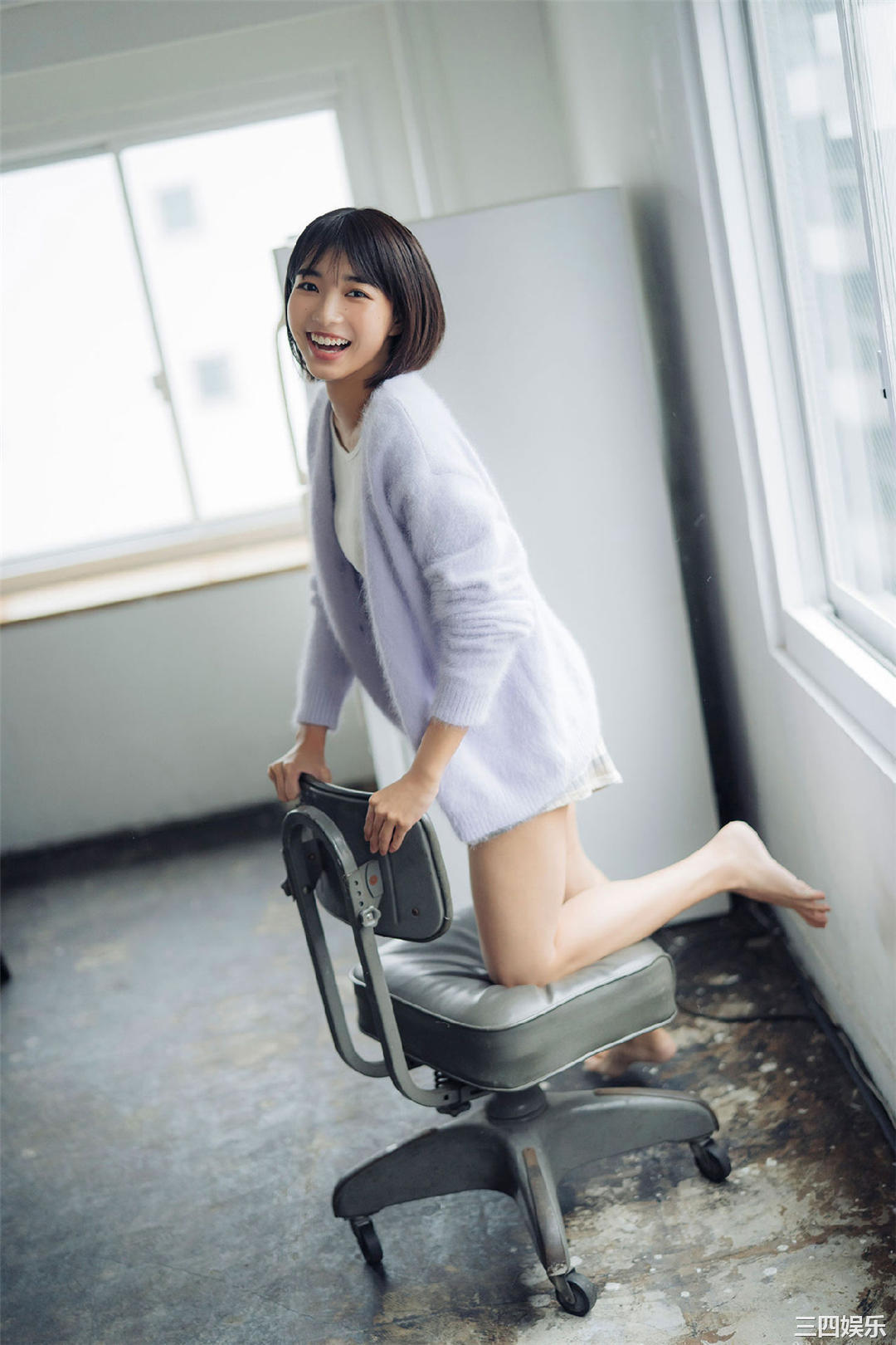 坂之上茜写真集《グラから見るか？エモから見るか？》高清全本