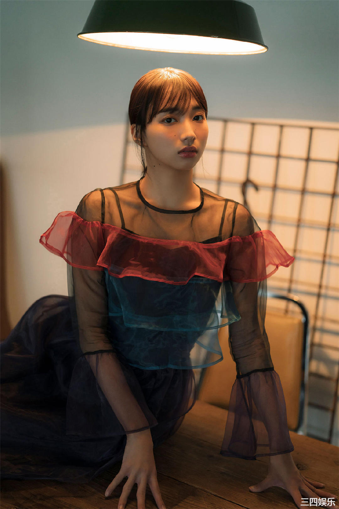 坂之上茜写真集《グラから見るか？エモから見るか？》高清全本