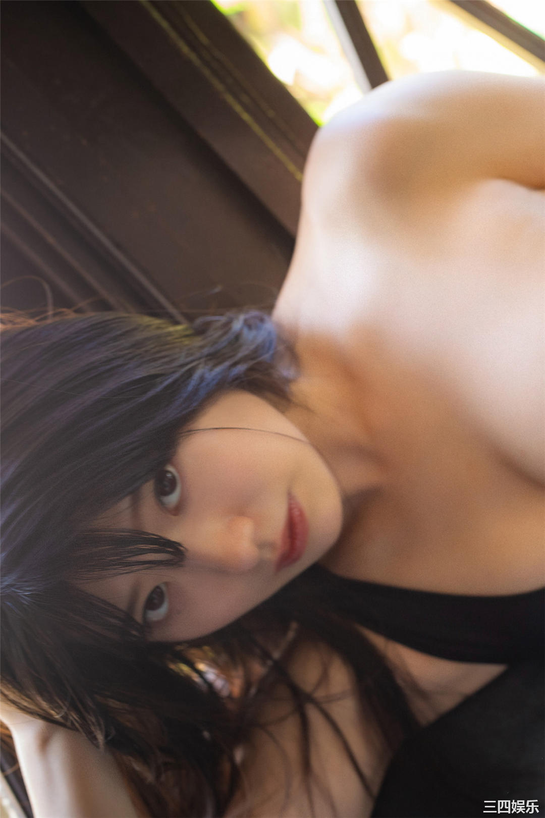 山田かな写真集《ＫＡＮＡ 官能ＢＬＡＣＫ》高清全本