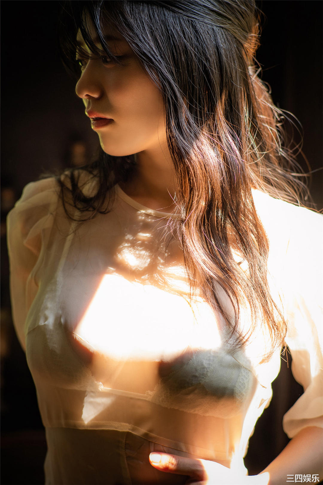 山田かな写真集《ＫＡＮＡ 官能ＢＬＡＣＫ》高清全本