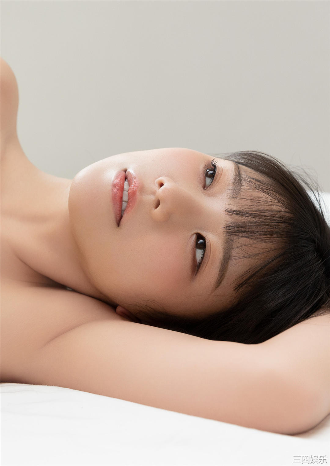 长泽茉里奈写真集《Ramarina》高清全本