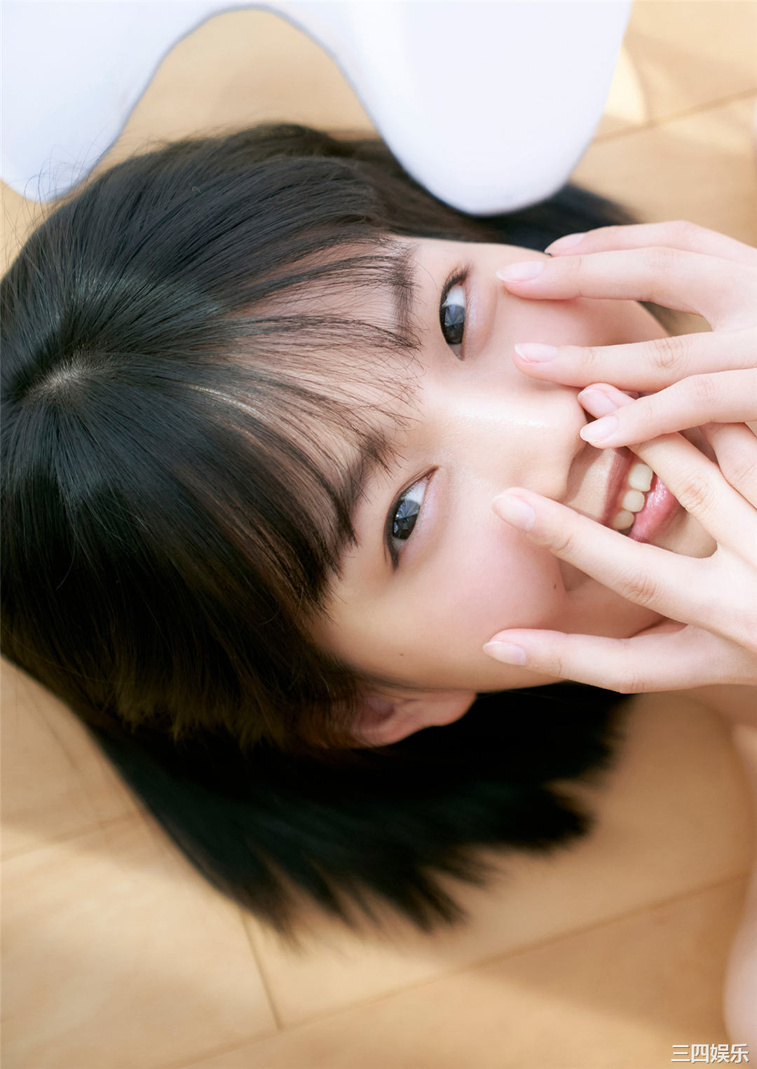 夏目绫写真集《AYA SUMMER》高清全本