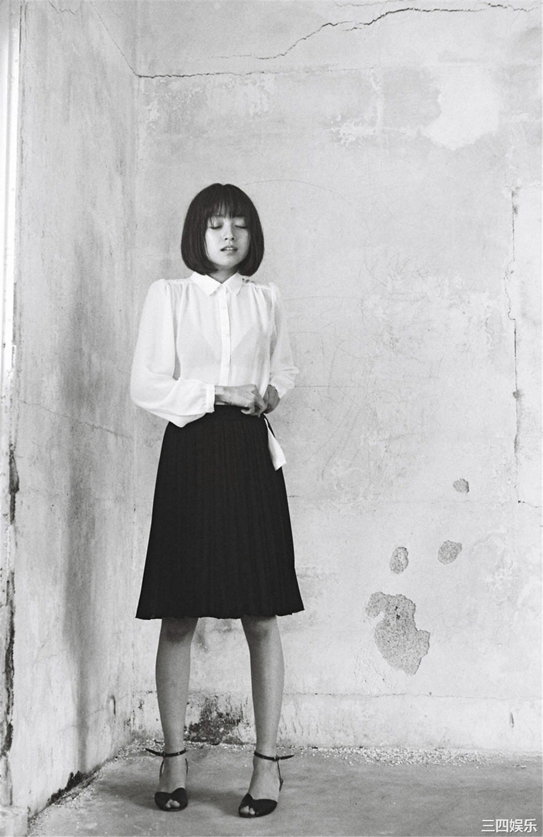 安达佑实写真集《[WPB-net] No.161 Yumi Adachi 安達祐実「Chapter」》高清全本