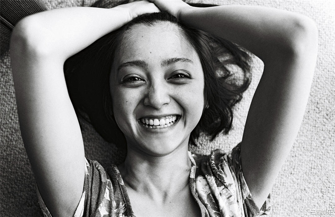 安达佑实写真集《[WPB-net] No.161 Yumi Adachi 安達祐実「Chapter」》高清全本