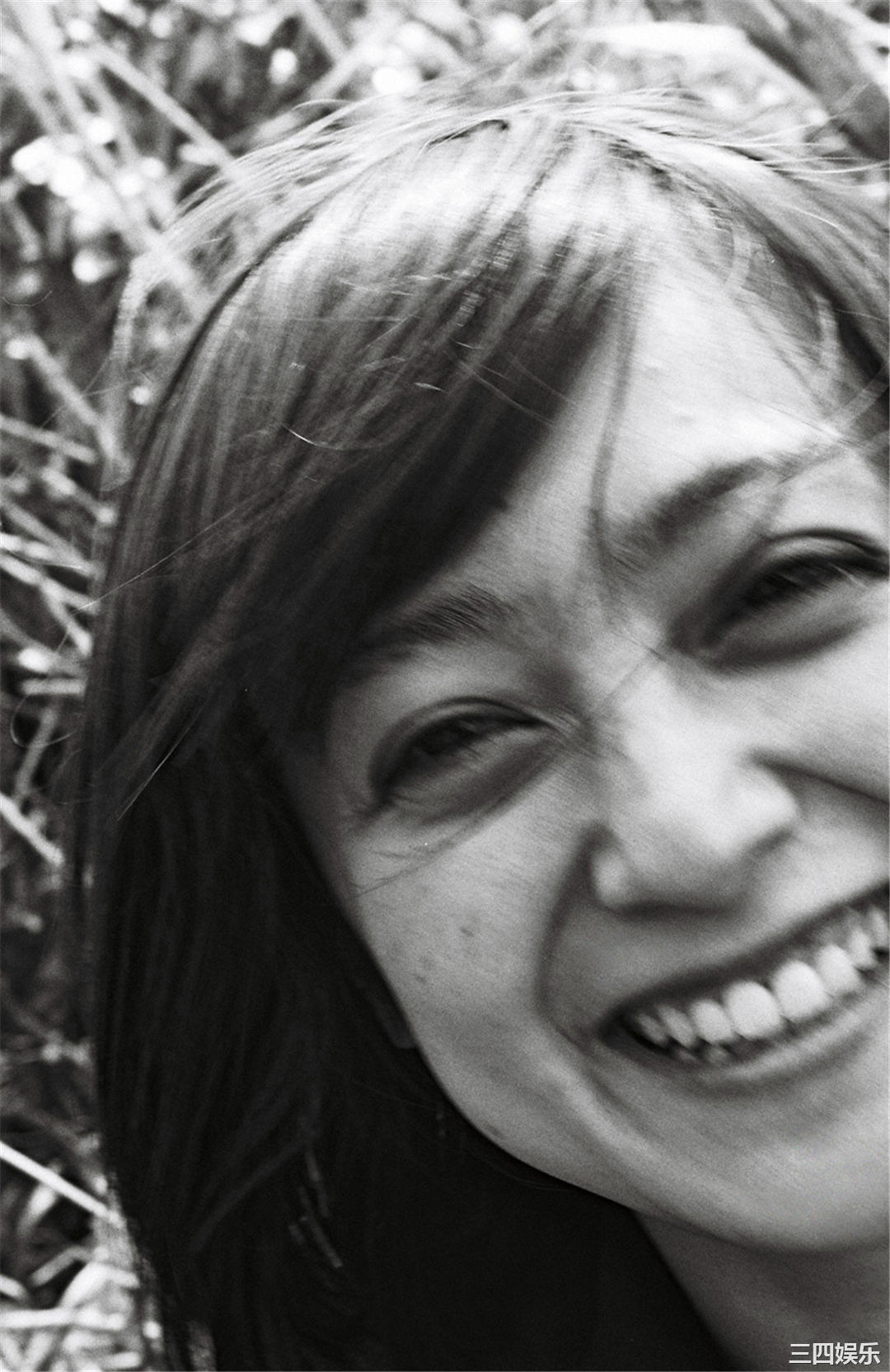 安达佑实写真集《[WPB-net] No.161 Yumi Adachi 安達祐実「Chapter」》高清全本